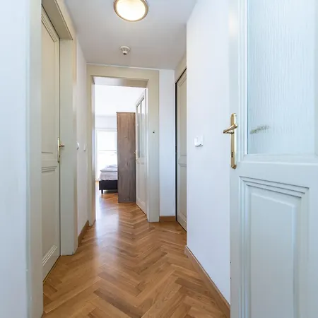 Jiriho Z Podebrad Apartments Praga Zewnętrze zdjęcie